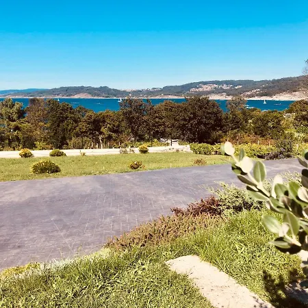 Casa Con Jardin Al Lado De Playa Hio *