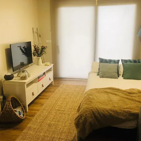 Casa Con Jardin Al Lado De Playa Hio *